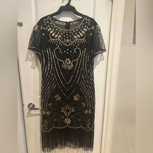 Beautiful Black and Gold Beaded Flapper Style Fringe Dress